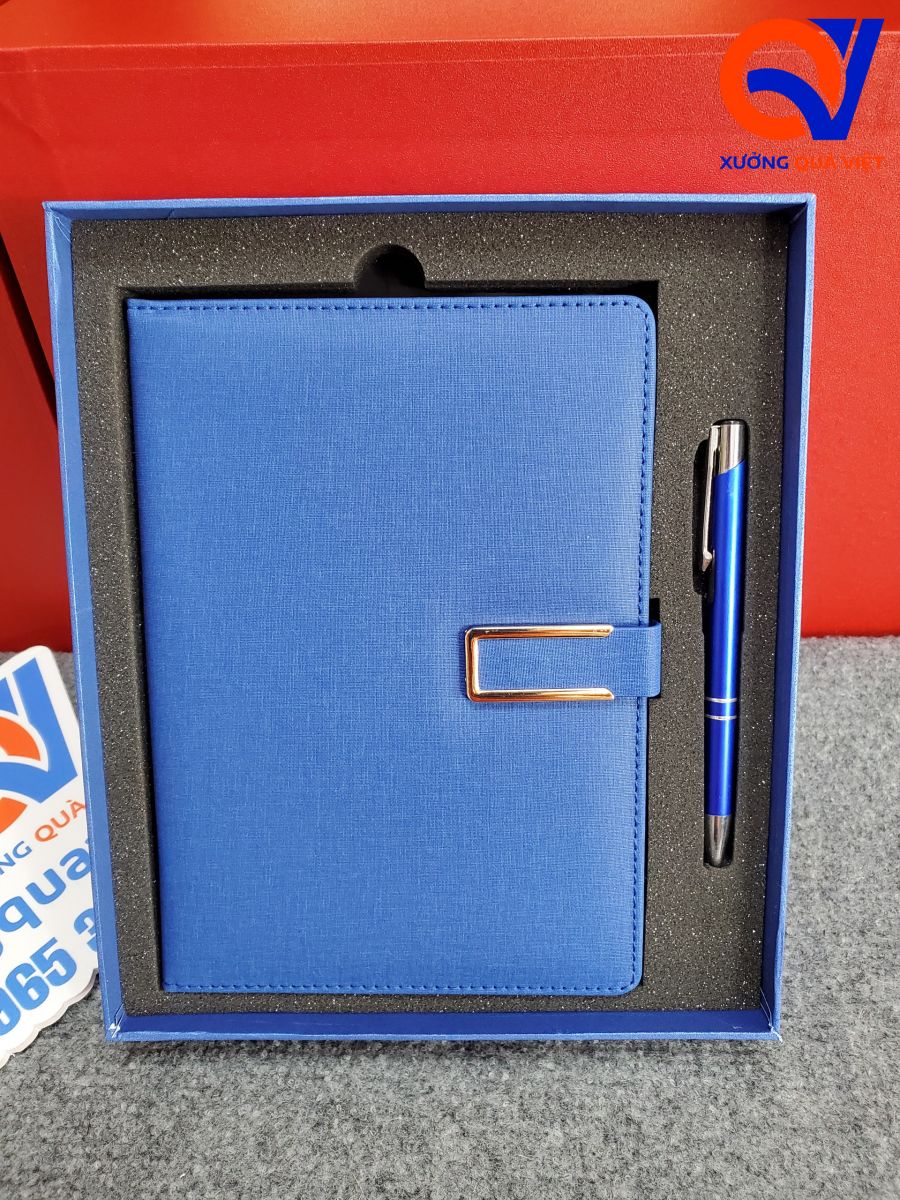 Set quà tặng 20/10 sổ da kèm bút in logo