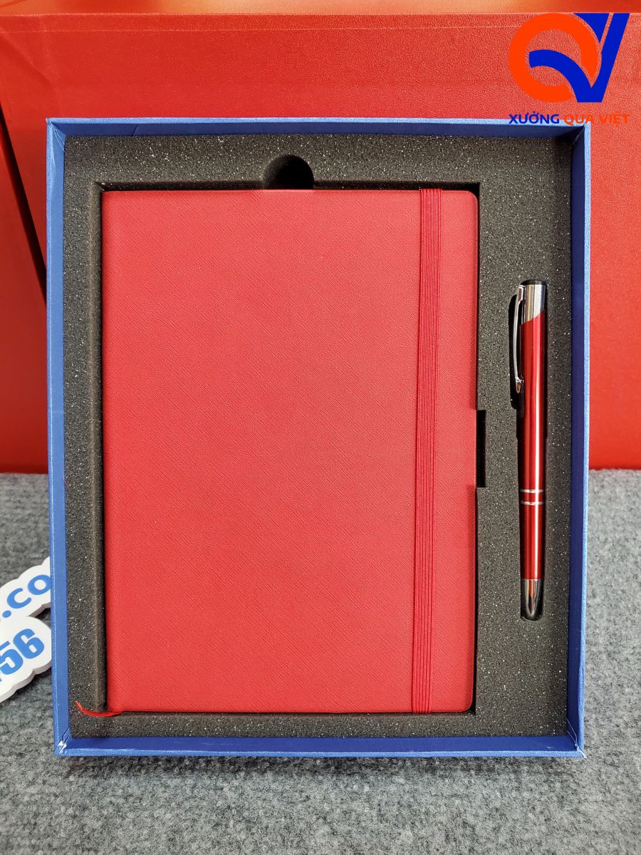 Set quà tặng 20/10 sổ da kèm bút in logo