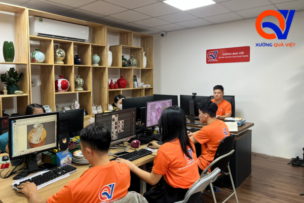 Xưởng Quà Việt chăm sóc khách hàng tận tâm