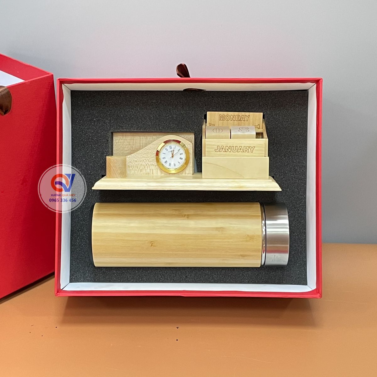 SET BÌNH GIỮ NHIỆT + KHAY ĐỰNG BÚT 2 NGĂN BẰNG GỖ SANG TRỌNG