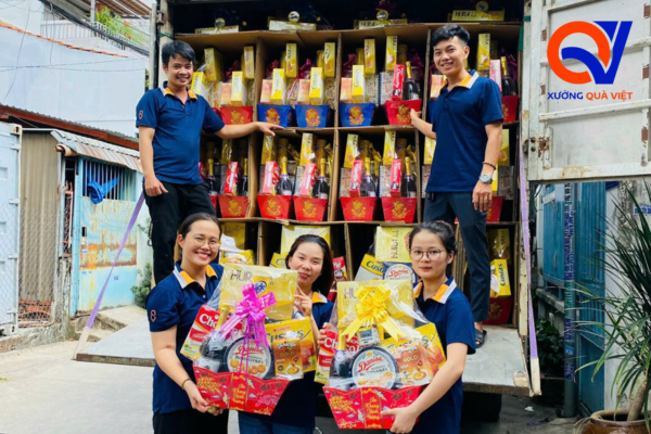 Chính sách giao hàng an toàn tại Xưởng Quà Việt