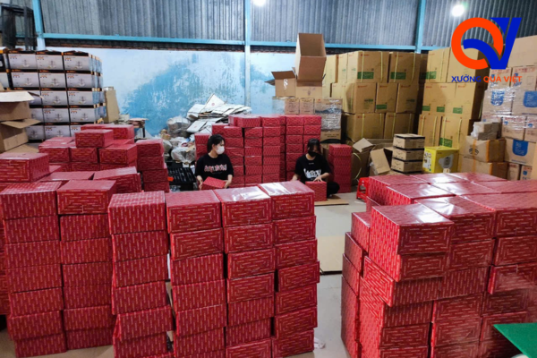 Xưởng Quà Việt sản xuất hộp đựng quà tết
