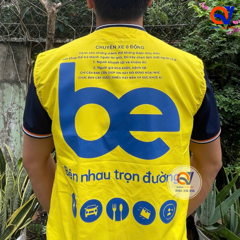 In PET Chuyển Nhiệt Lên Áo Theo Thiết Kế
