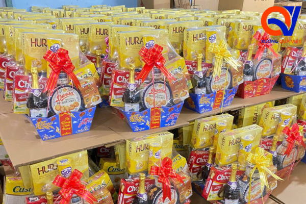 Giỏ quà tặng 8/3 cho công nhân