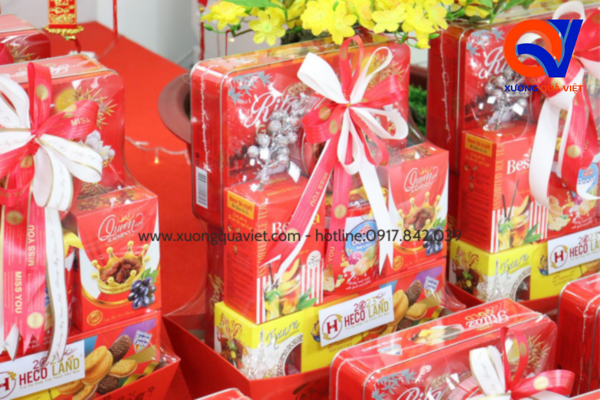 Quà tết doanh nghiệp giỏ bánh kẹo 1