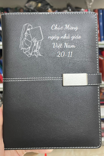 qua-tang-co-giao-ngay-8-3-20