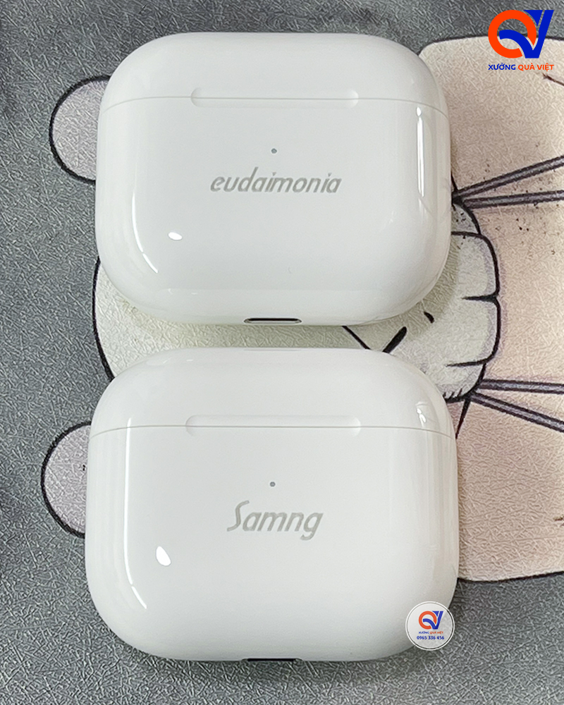 khac-laser-airpods-lam-qua-tang-07