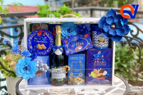 Mẫu hộp quà tết bằng gỗ hiện đại