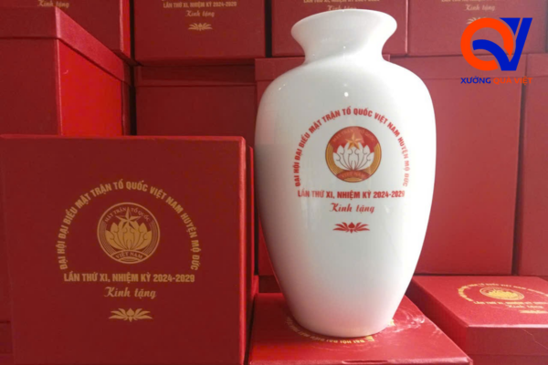 mẫu bình gốm sứ in logo 1