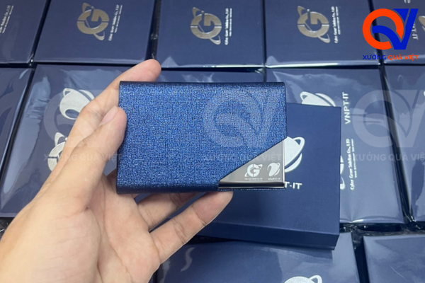 Quà tặng thương hiệu ý nghĩa